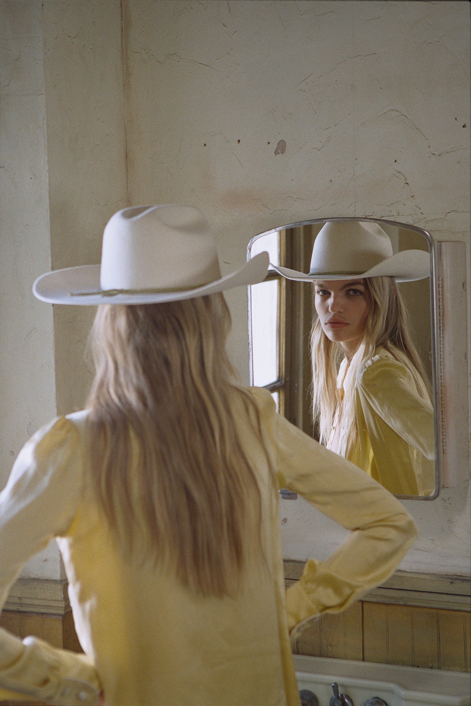 The Ridge Wool Felt Cowboy Hat in White Lack of Color